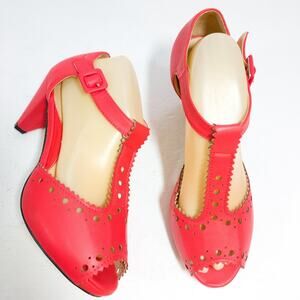 Chase & Chloe Claire retro pin up t-strap platform heel sandals worn once 8.5